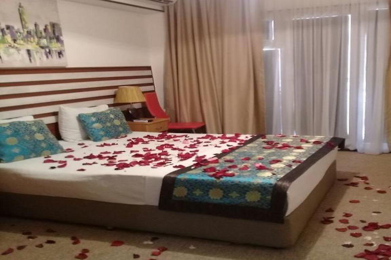 Gallery Hotel Baku Bagian luar foto