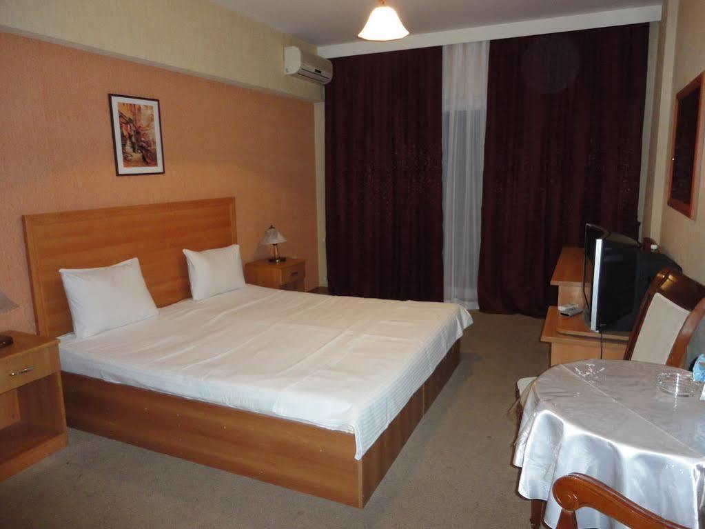 Gallery Hotel Baku Bagian luar foto