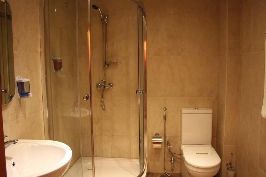 Gallery Hotel Baku Bagian luar foto