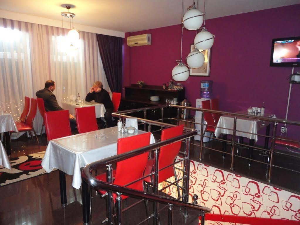Gallery Hotel Baku Bagian luar foto
